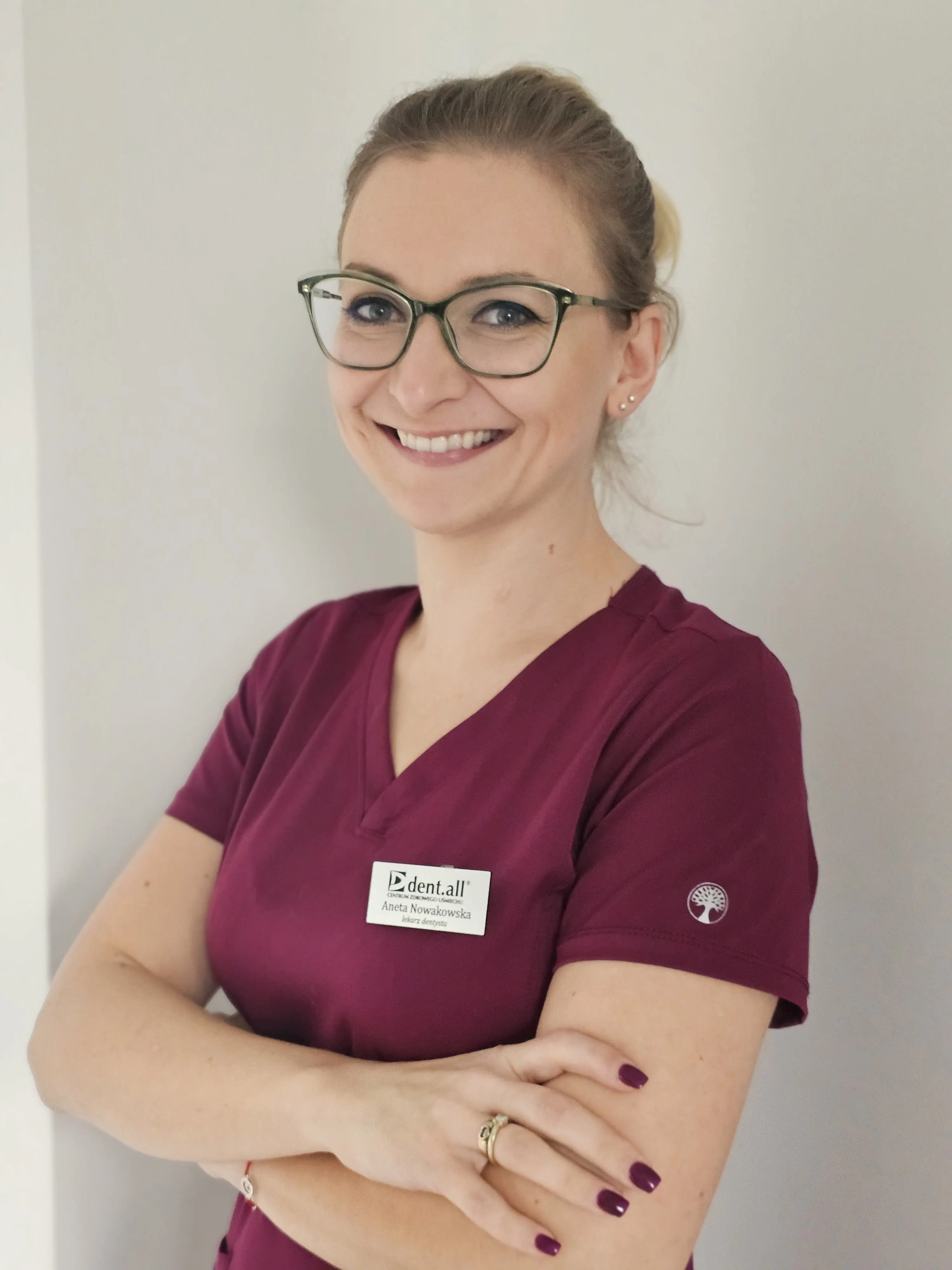 Zdjęcie kobiety dentystki